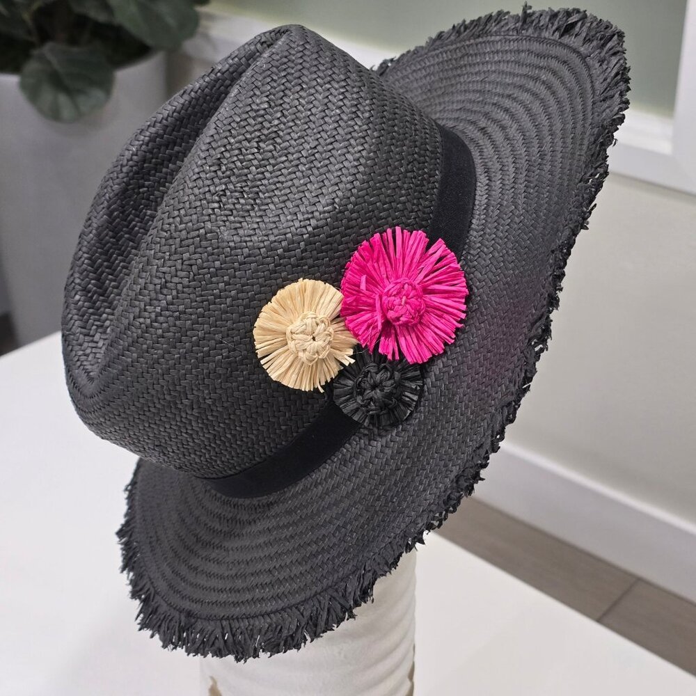 Victoria’s Secret ✦ Black Woven Straw Hat ✦ Fringe Brim Floral Accents OS NWT